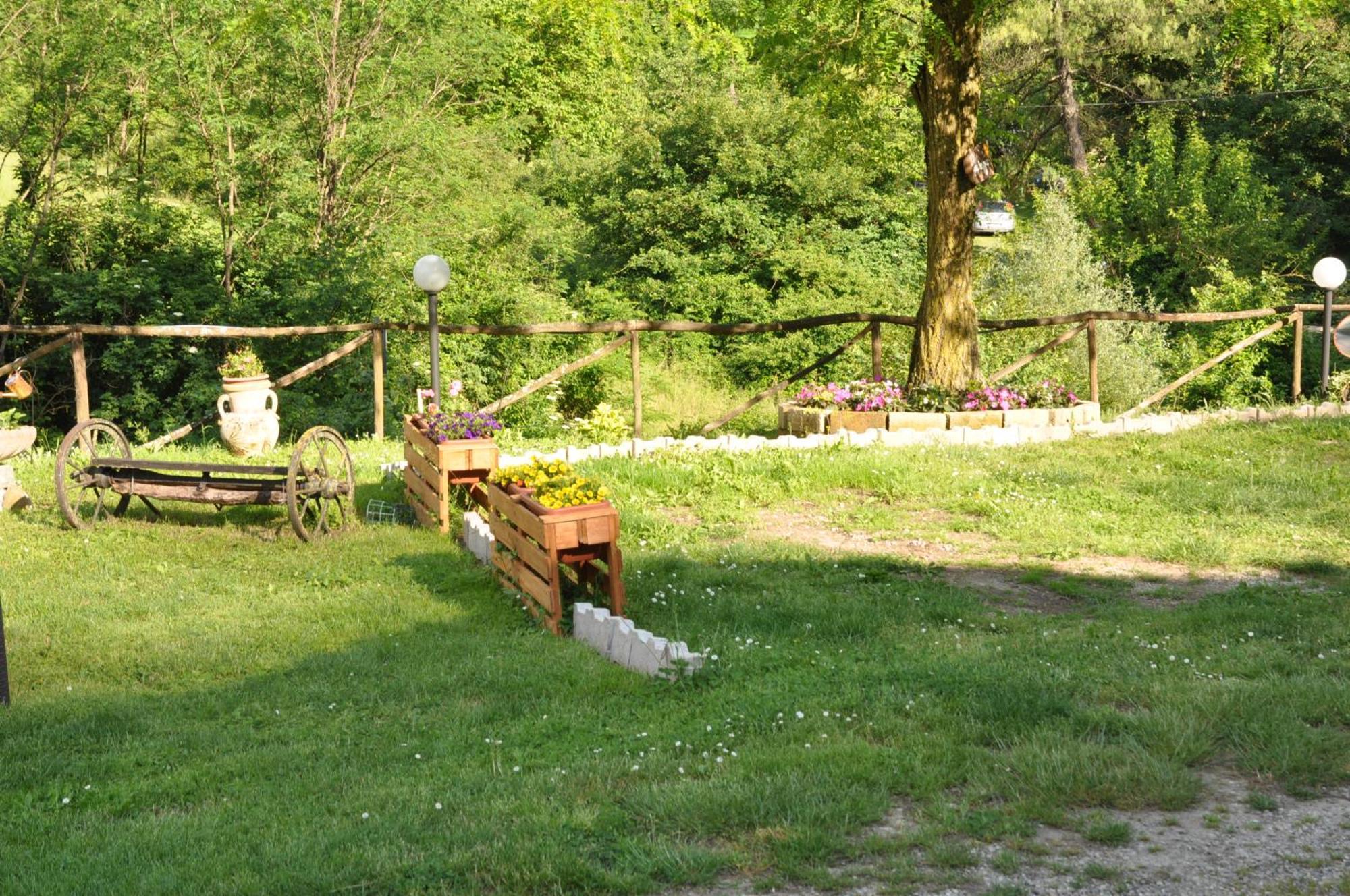 Locanda Di Alberi Borgo San Lorenzo Kültér fotó