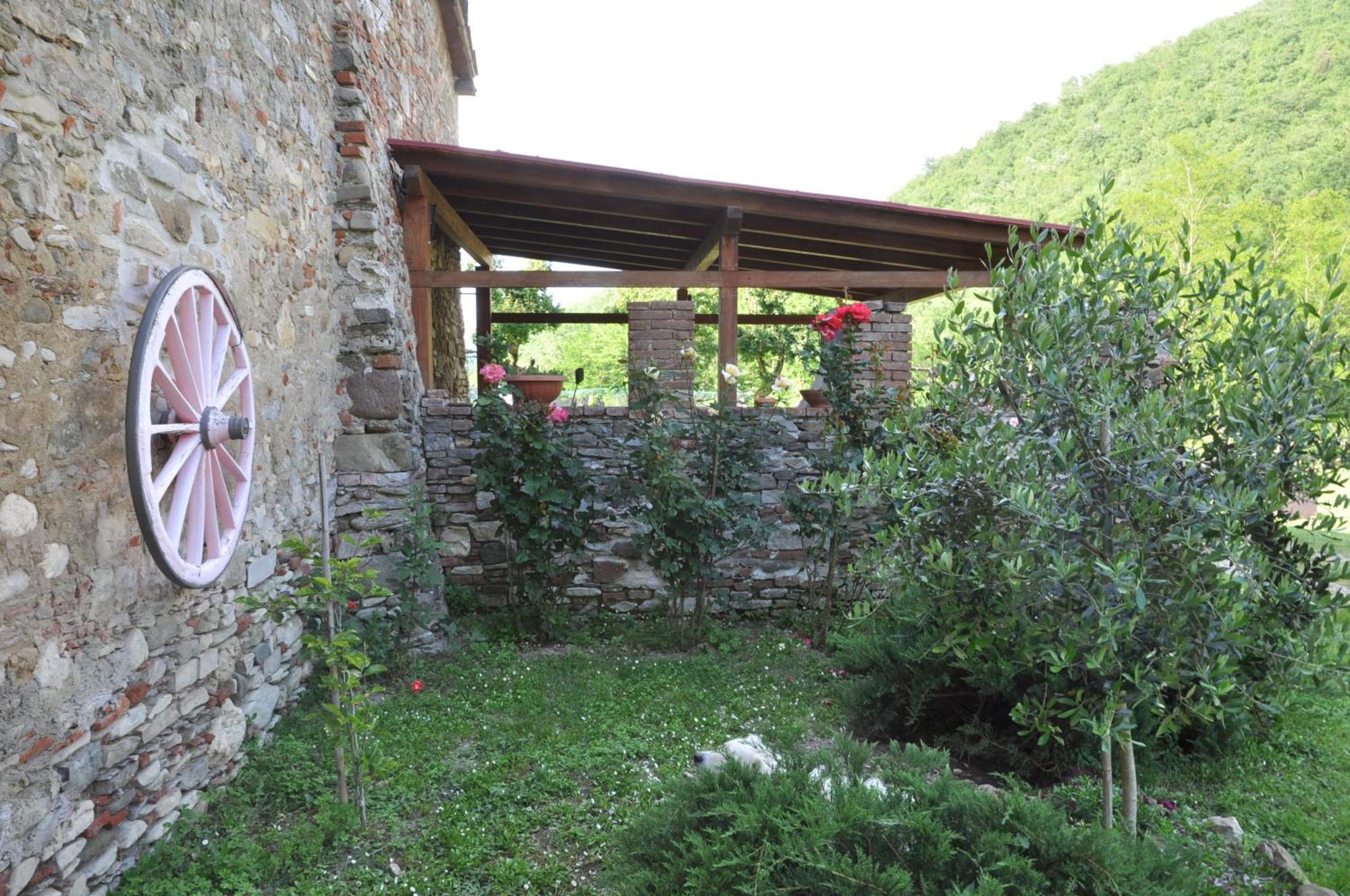 Locanda Di Alberi Borgo San Lorenzo Kültér fotó